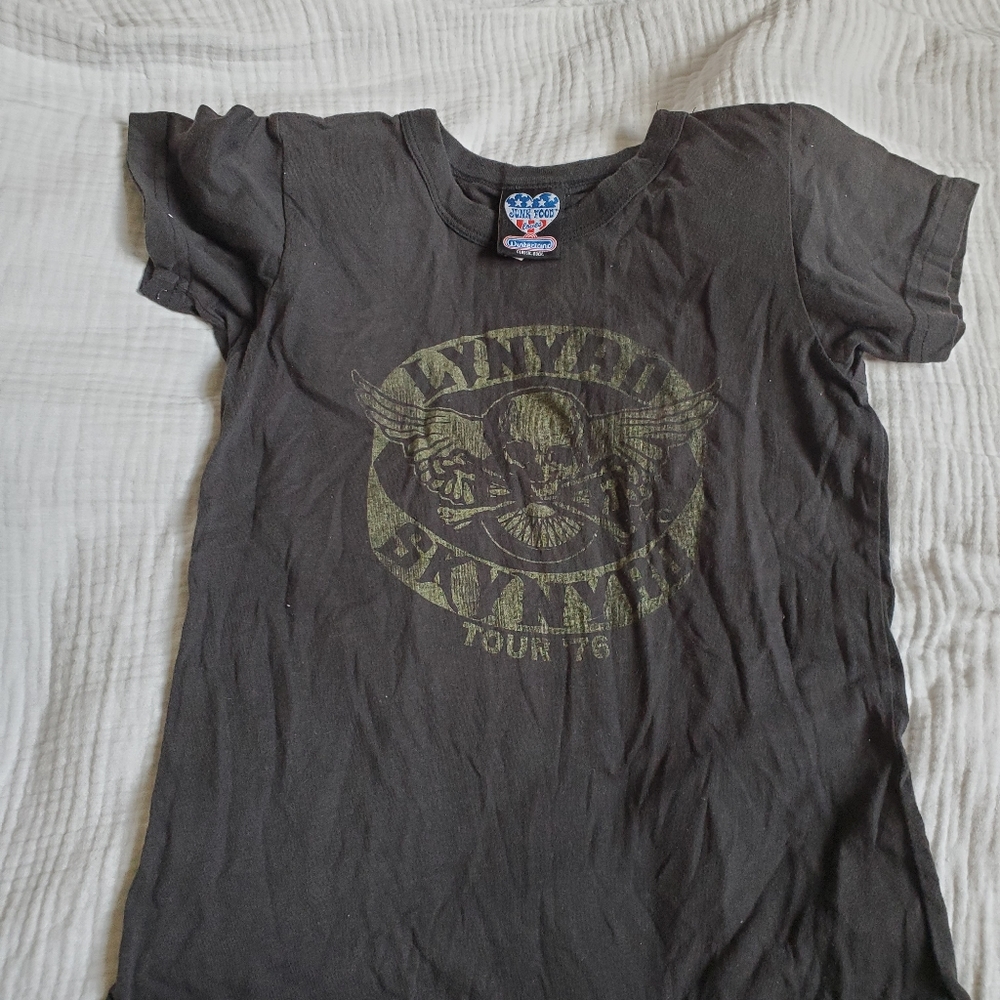 junk food women's fit size medium runs small imo